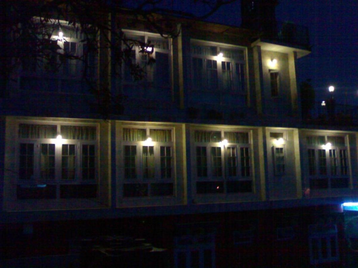 Goroomgo Ankur Lake View Mall Road Nainital - Prime Location With Luxury Room Екстериор снимка