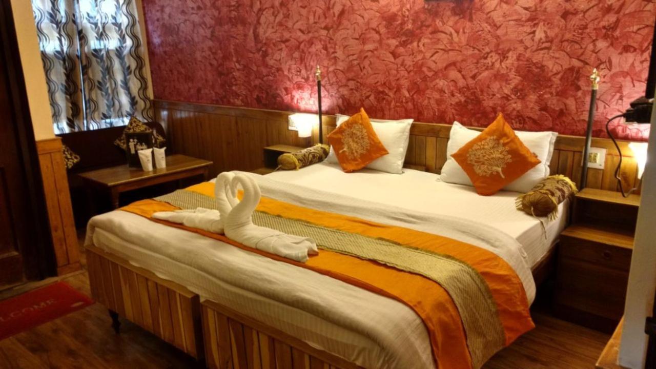 Goroomgo Ankur Lake View Mall Road Nainital - Prime Location With Luxury Room Екстериор снимка