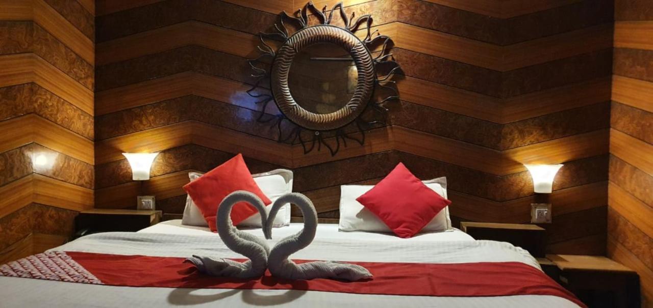 Goroomgo Ankur Lake View Mall Road Nainital - Prime Location With Luxury Room Екстериор снимка
